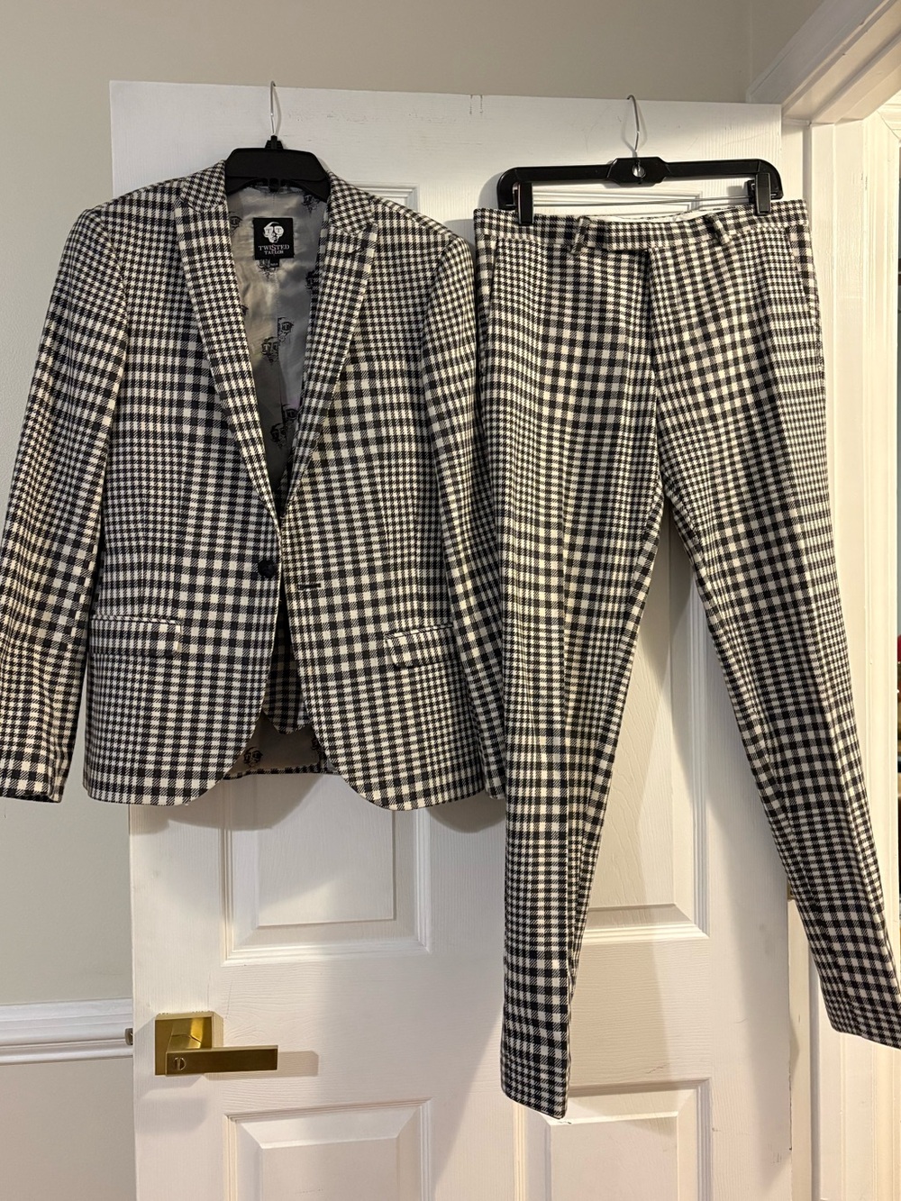 Men's Black & White Gingham Two-Piece Suit